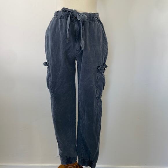 Young fabulous and Broke Natalie Cargo Pant in Charcoal size Large - Picture 2 of 5